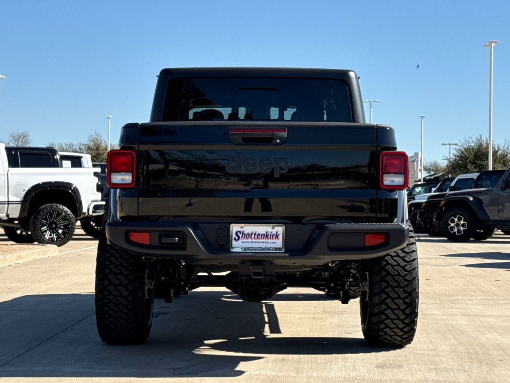 New 2025 Jeep Gladiator Sport image 8