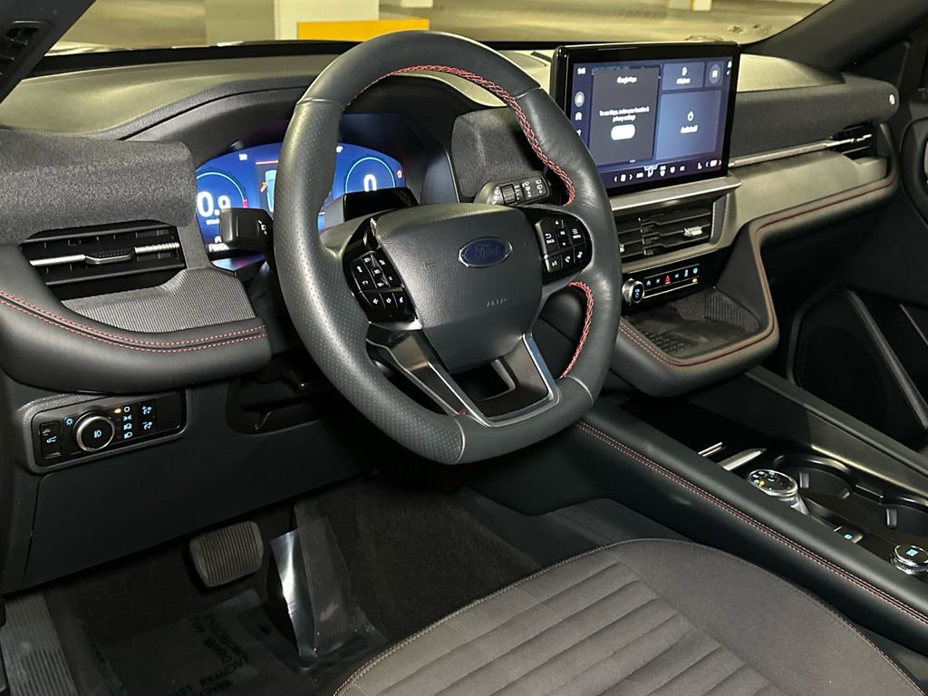 Used 2025 Ford Explorer ST-Line w/ Premium Package image 24