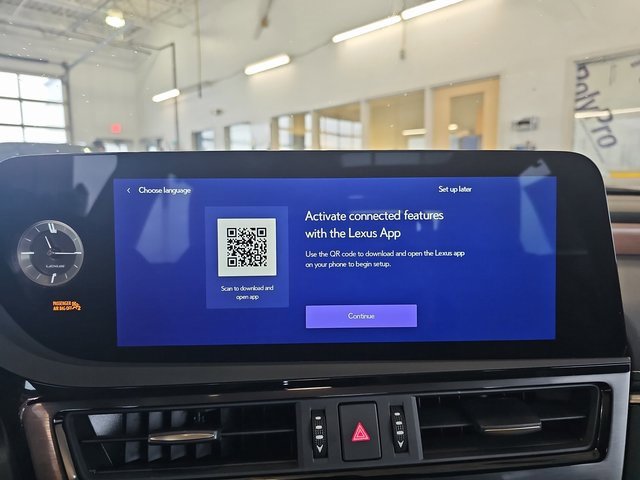 New 2025 Lexus ES 350 Ultra Luxury image 21