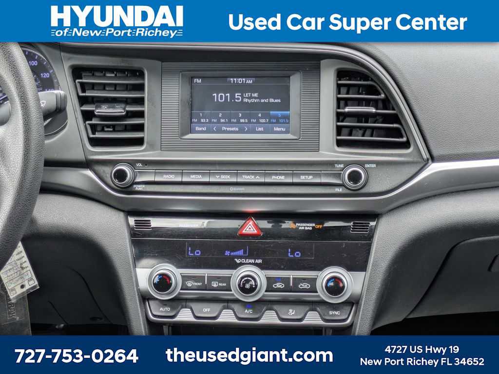 Used 2020 Hyundai Elantra SE w/ Cargo Package (C1) FWD image 18