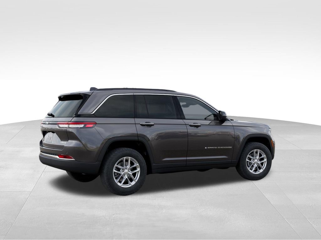 New 2025 Jeep Grand Cherokee Laredo X w/ Luxury Tech Group I image 4