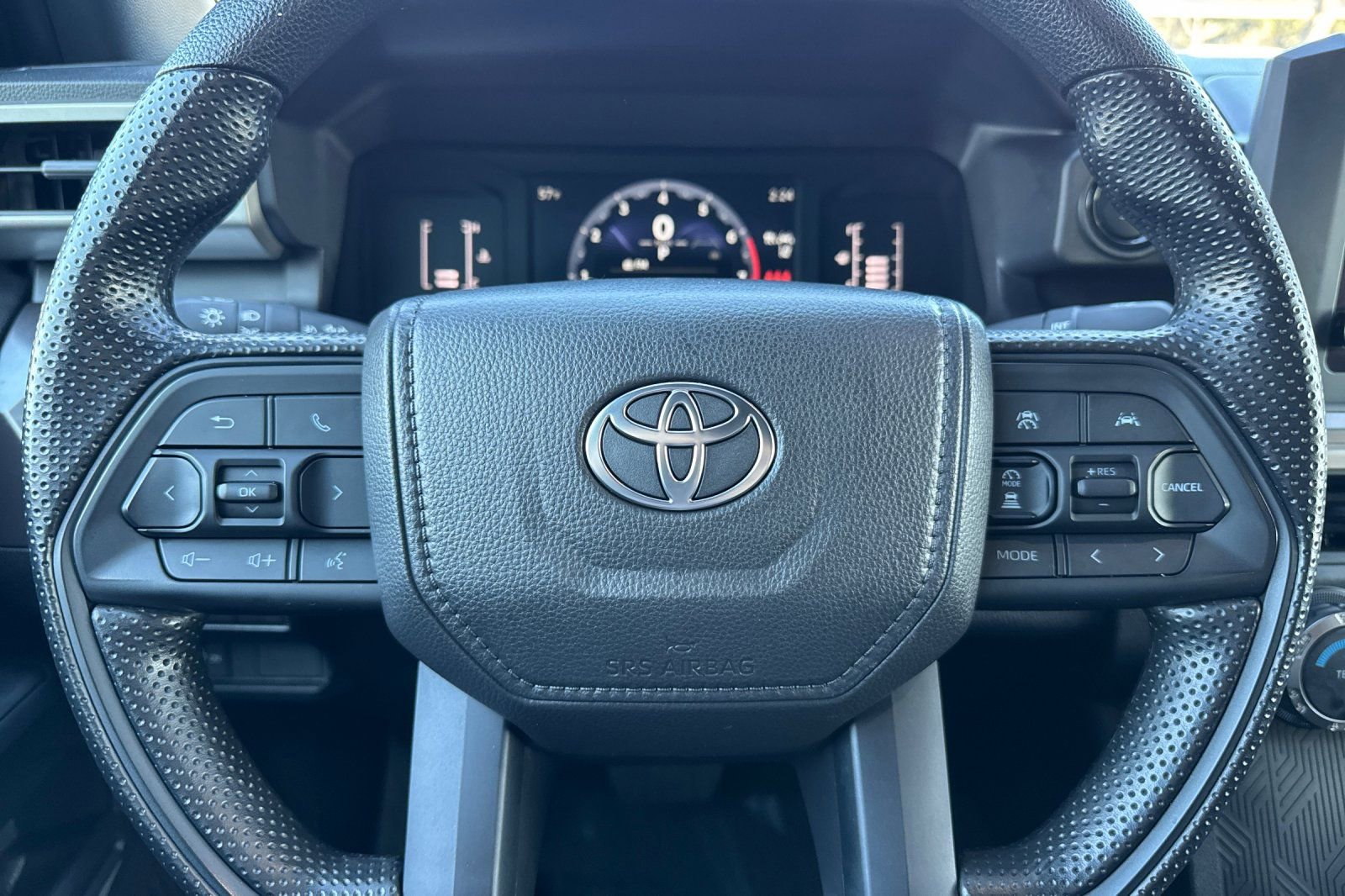 Certified 2025 Toyota Tacoma SR5 image 27