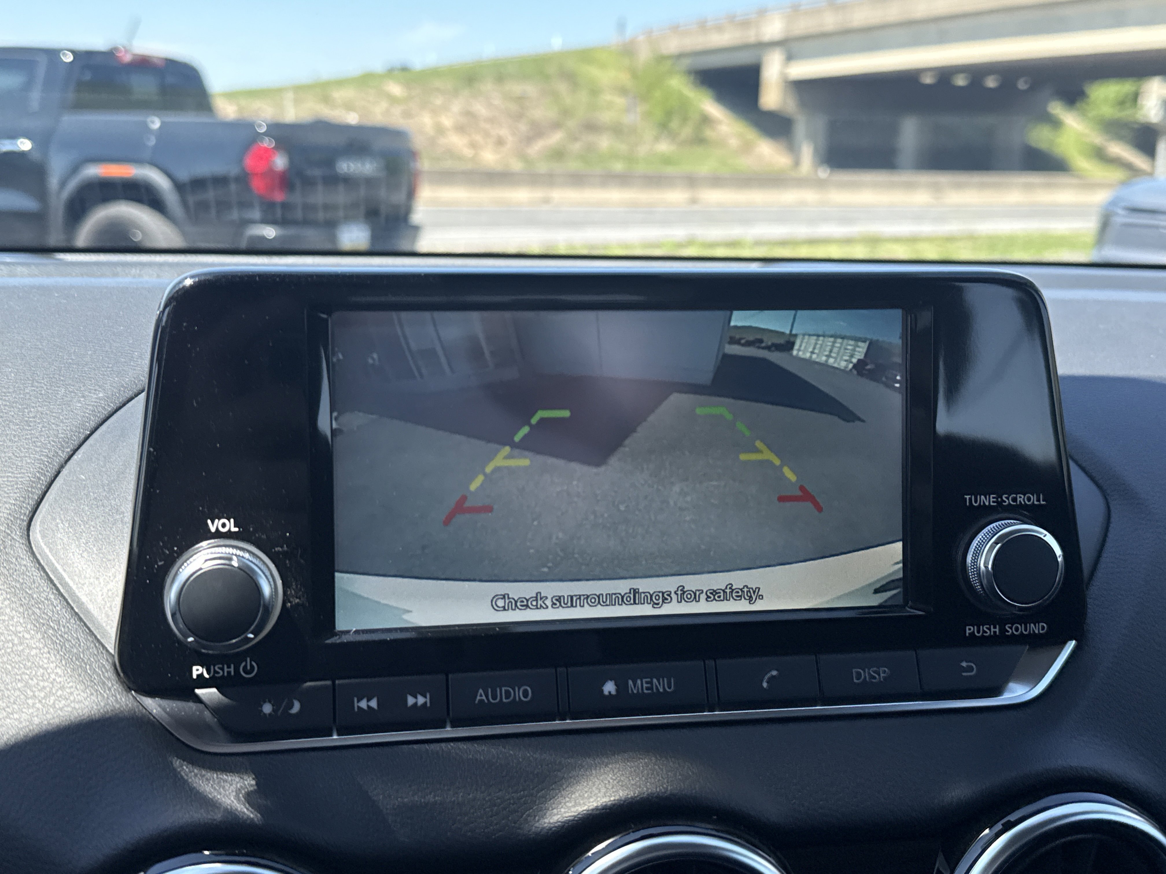 Used 2025 Nissan Sentra S image 27