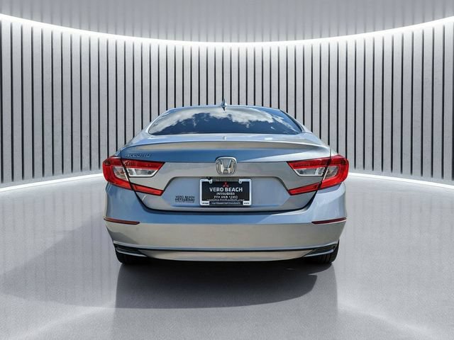 Used 2018 Honda Accord EX image 5