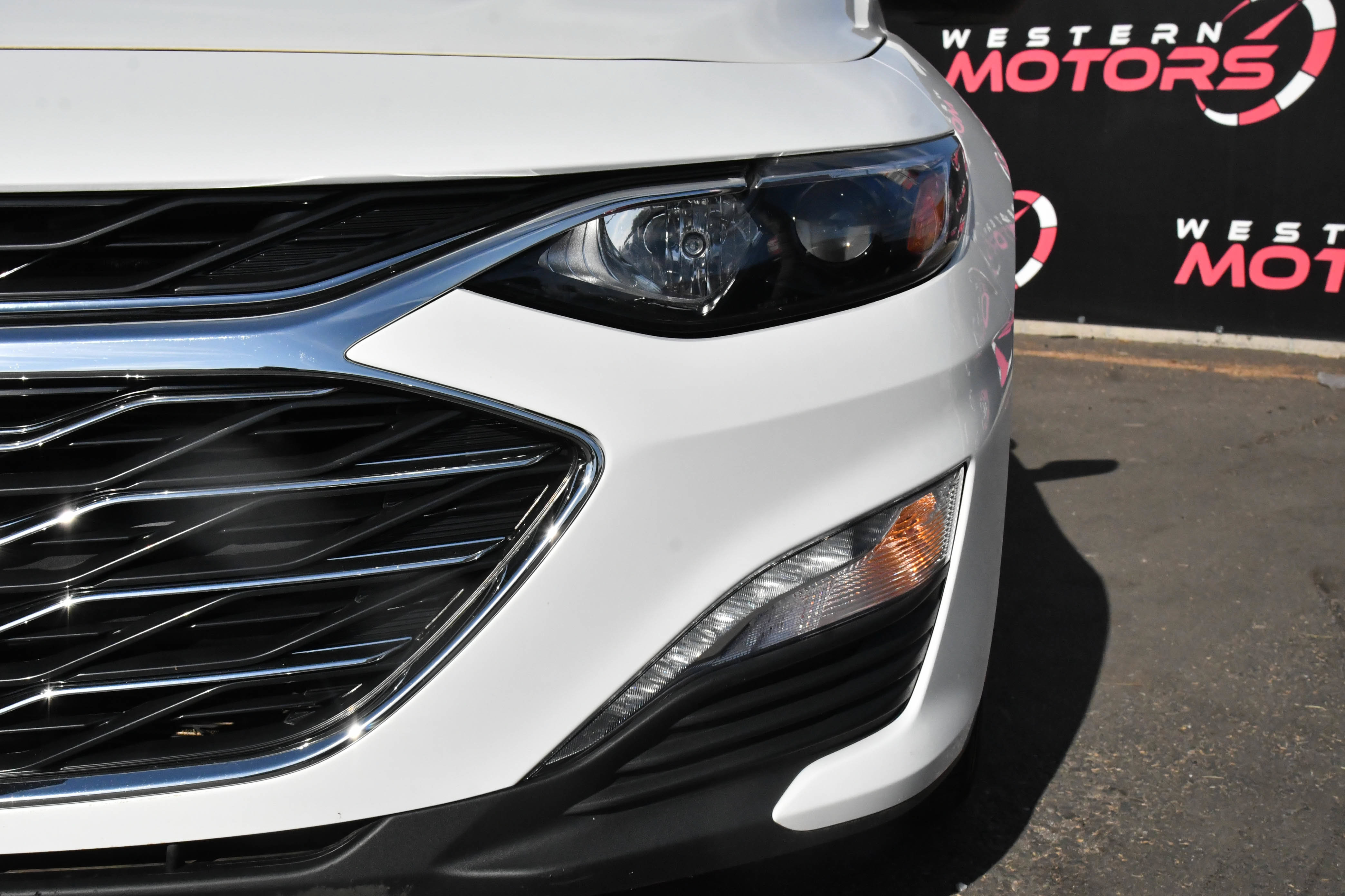 Used 2022 Chevrolet Malibu LT FWD image 11