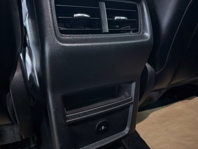Used 2023 Ford Edge SEL AWD/4WD image 27