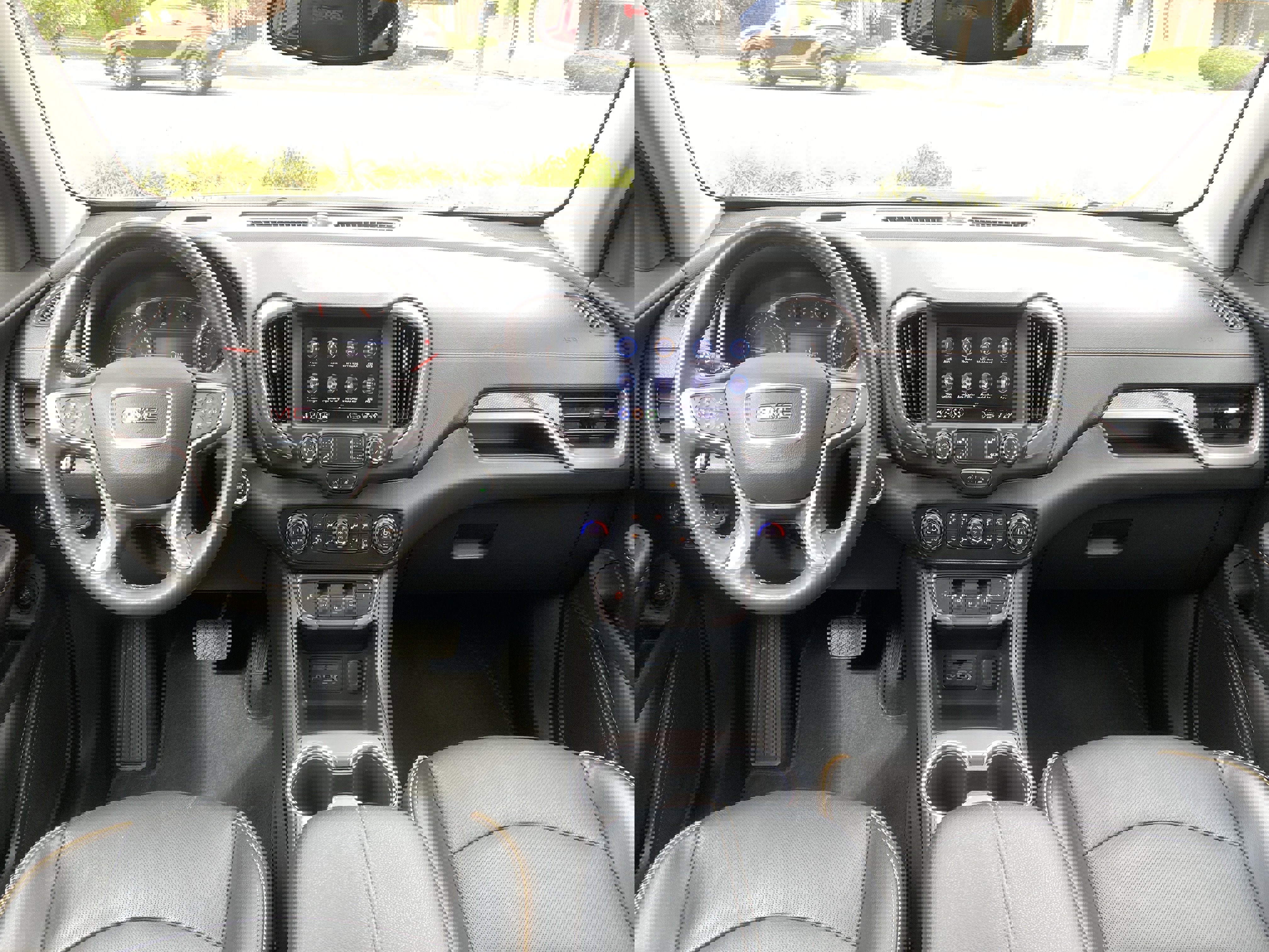 Used 2022 GMC Terrain AT4 image 12