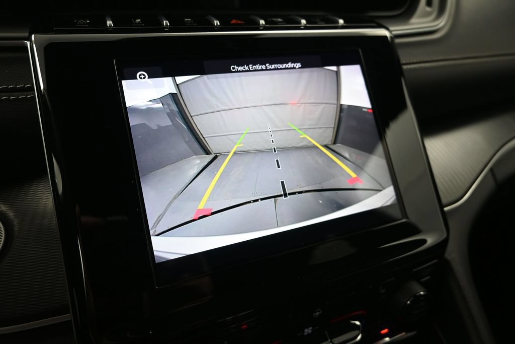 Used 2024 Jeep Grand Cherokee Altitude RWD image 18