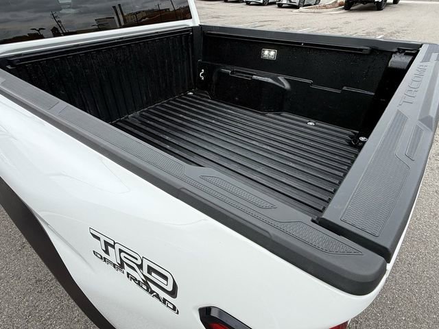 Certified 2025 Toyota Tacoma TRD Off-Road image 32