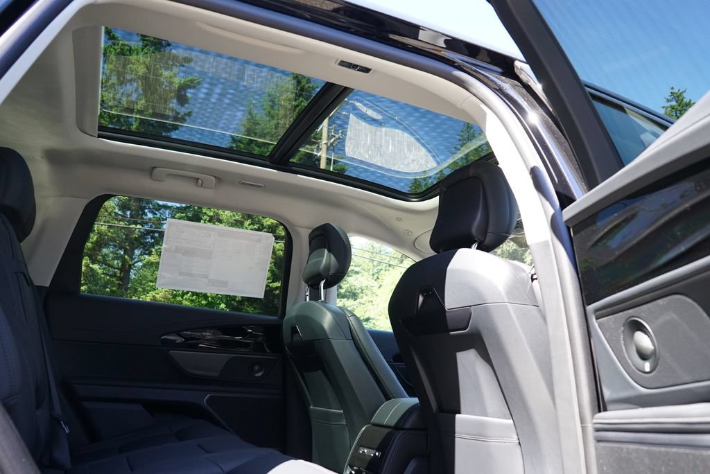 New 2026 Lincoln Nautilus Premier w/ Equipment Group 102A AWD/4WD image 24