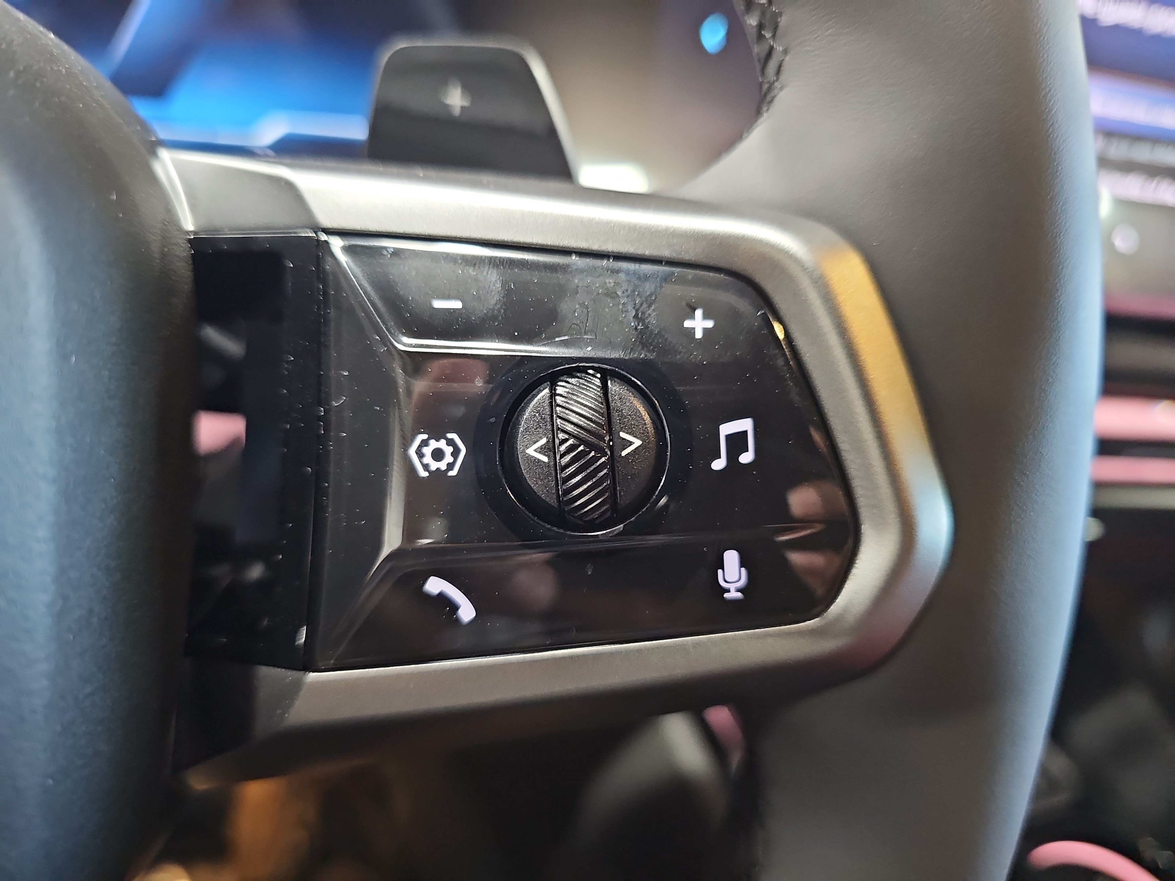 New 2027 BMW 530i xDrive AWD/4WD image 18