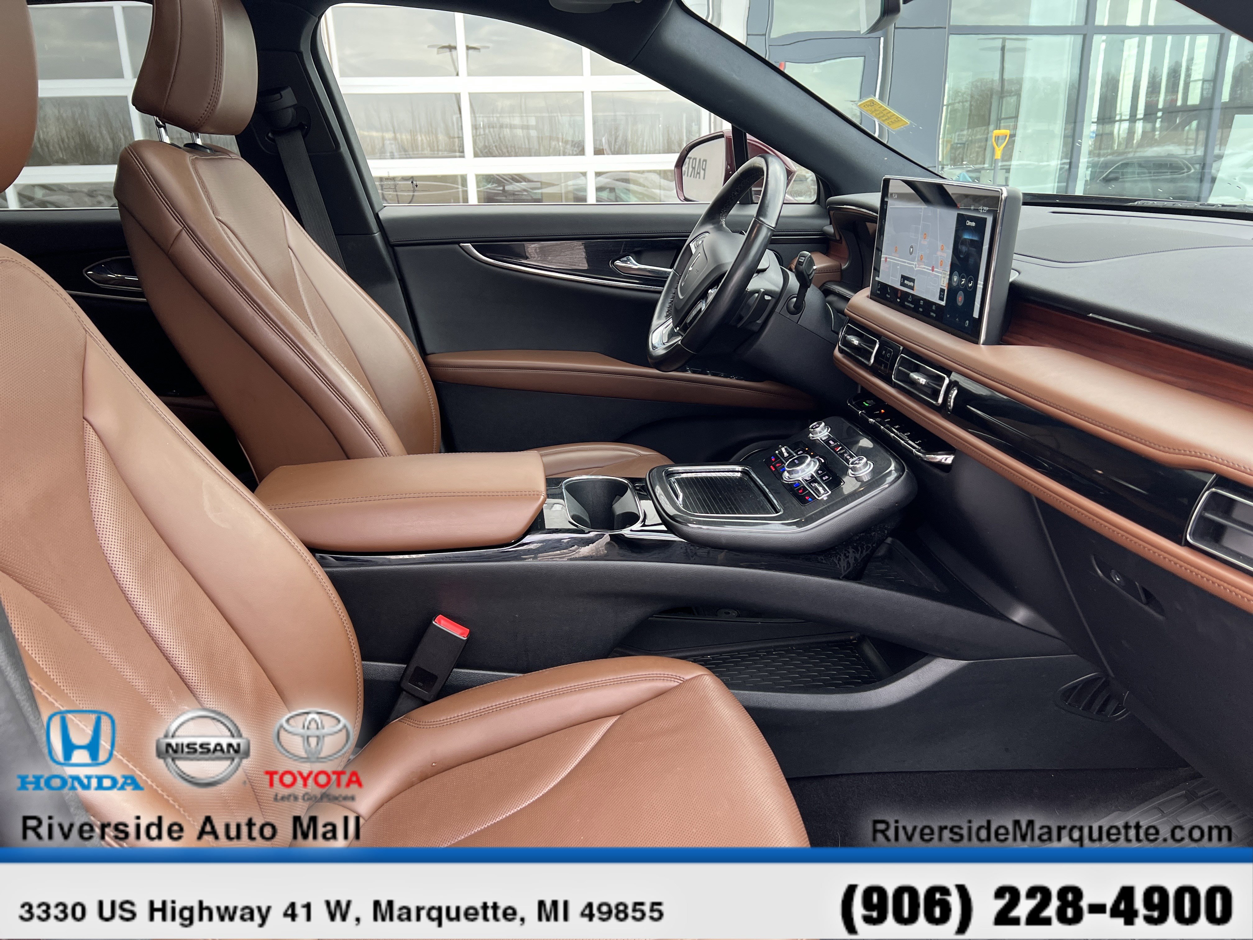 Used 2023 Lincoln Nautilus Reserve w/ Luxury Package image 27