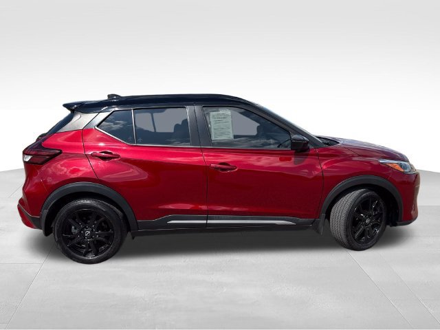Certified 2023 Nissan Kicks SR w/ SR Premium Package FWD image 9
