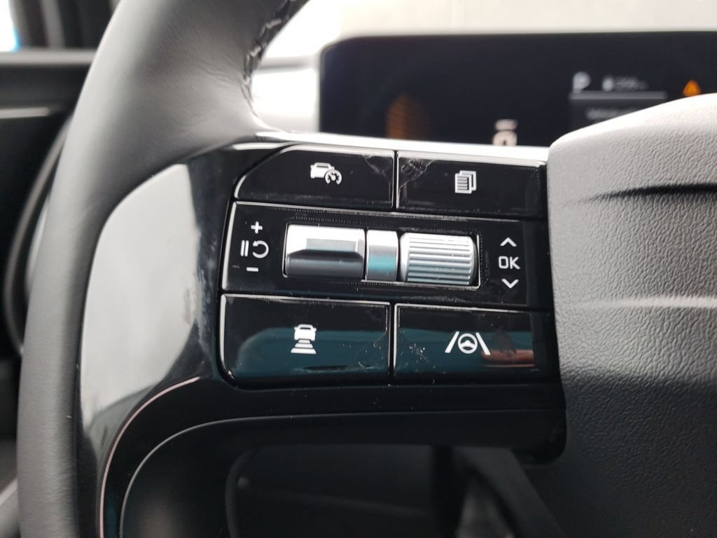 New 2026 Kia Sorento S FWD image 13