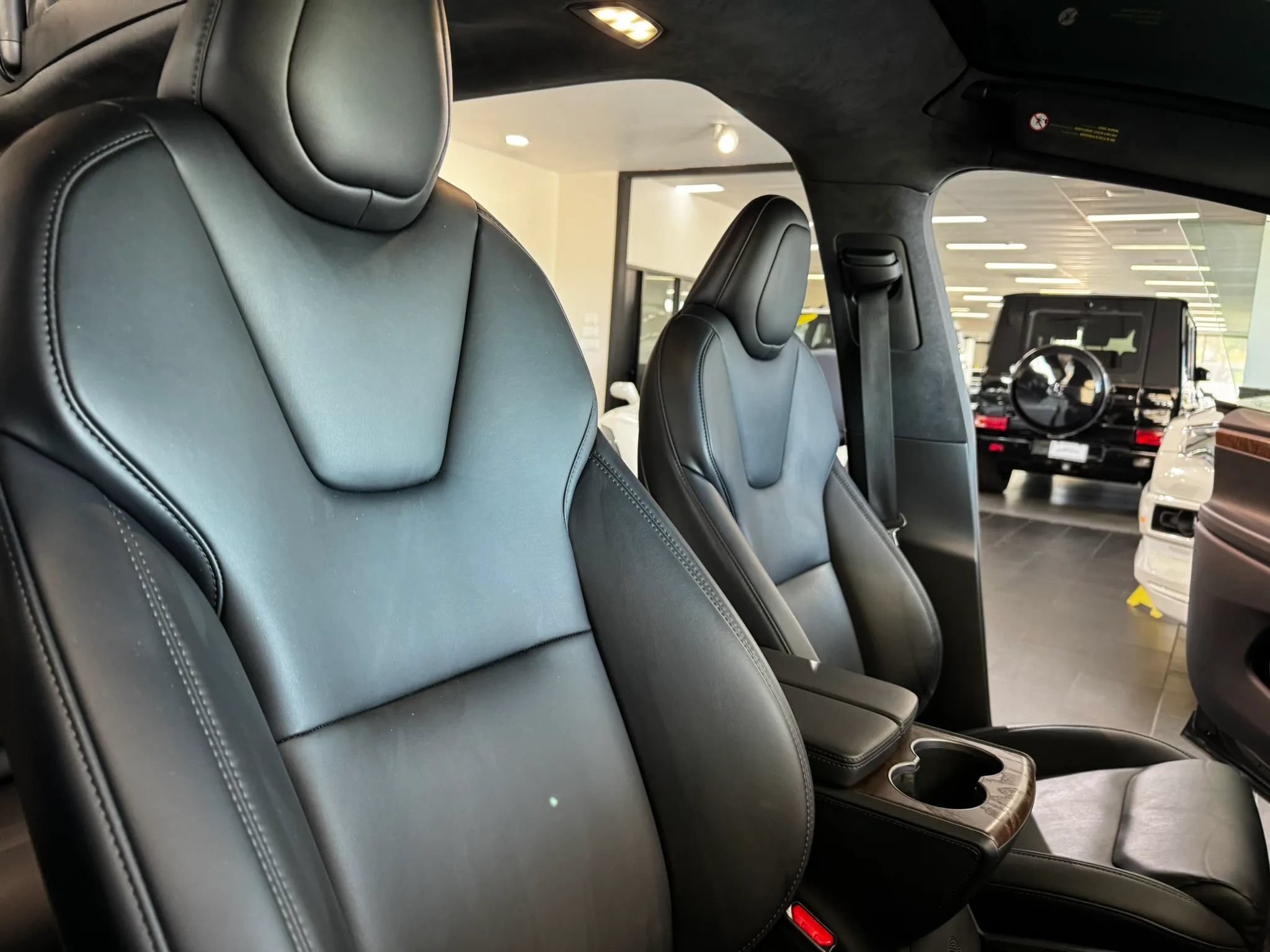Used 2020 Tesla Model X AWD/4WD image 14