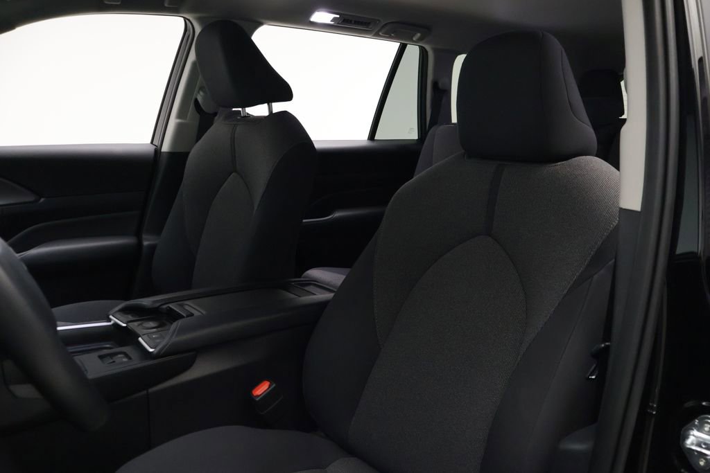 Used 2026 Toyota Grand Highlander FWD image 13
