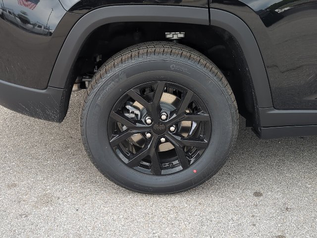 New 2026 Jeep Grand Cherokee Altitude AWD/4WD image 36