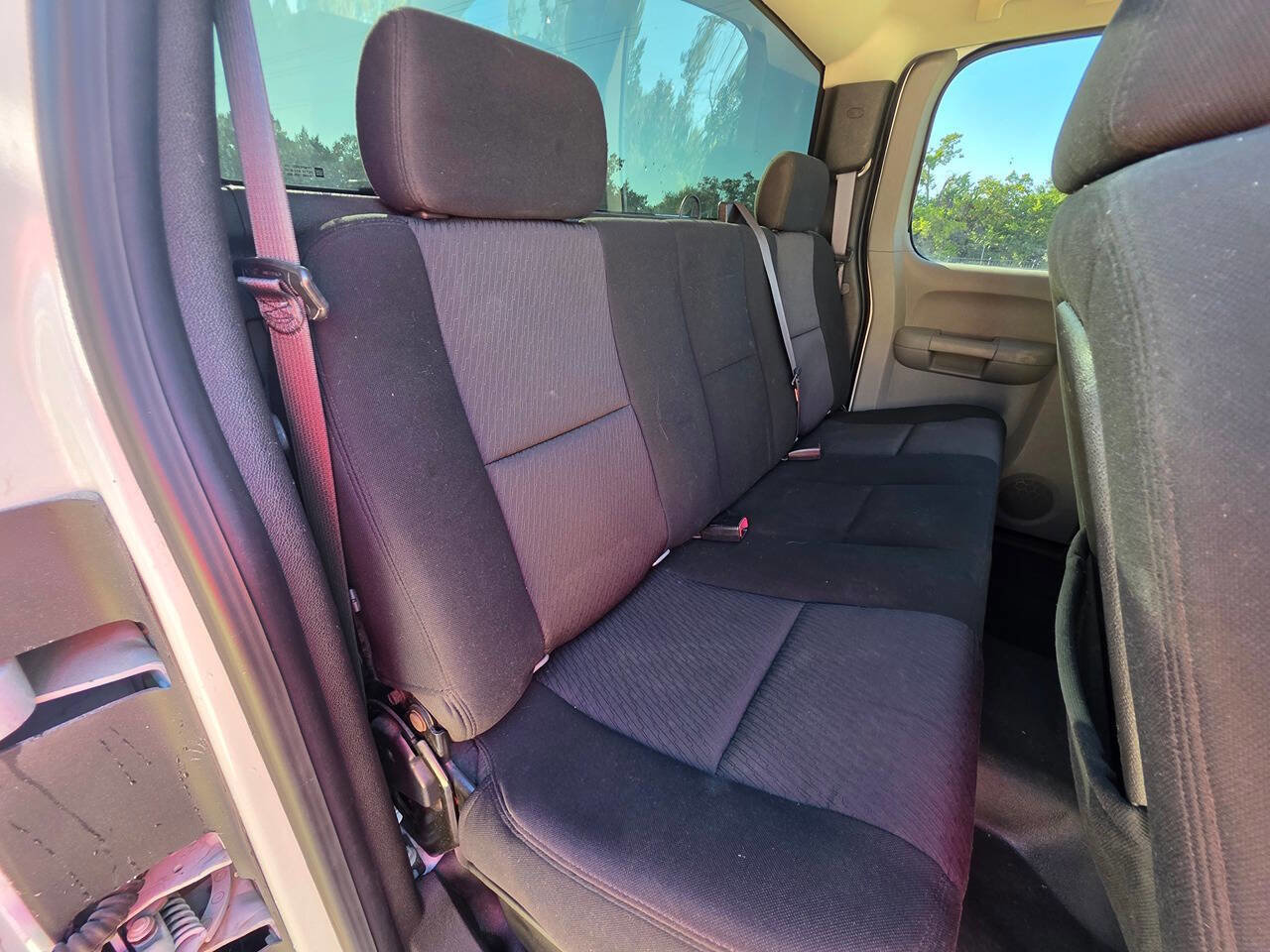 Used 2010 Chevrolet Silverado 1500 W/T image 8