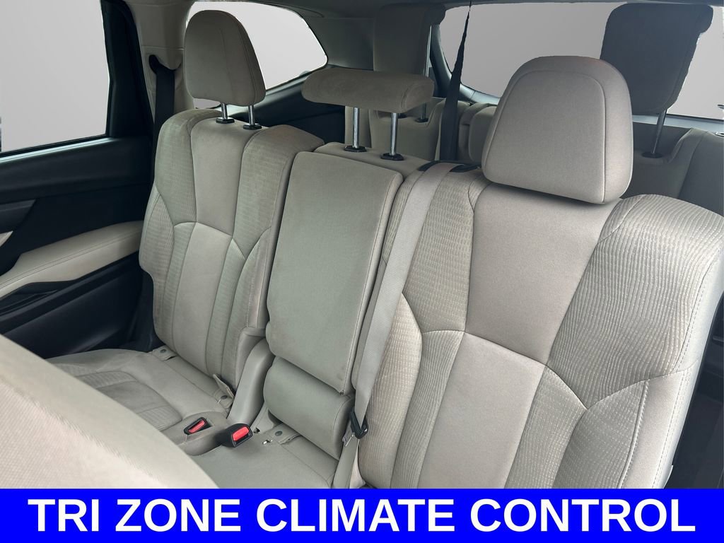 Used 2022 Subaru Ascent Premium w/ Convenience Package image 18