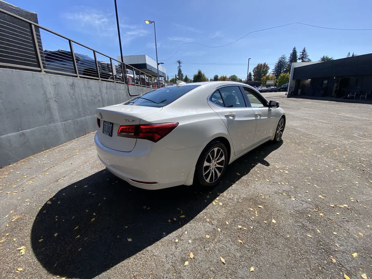Used 2016 Acura TLX FWD image 6