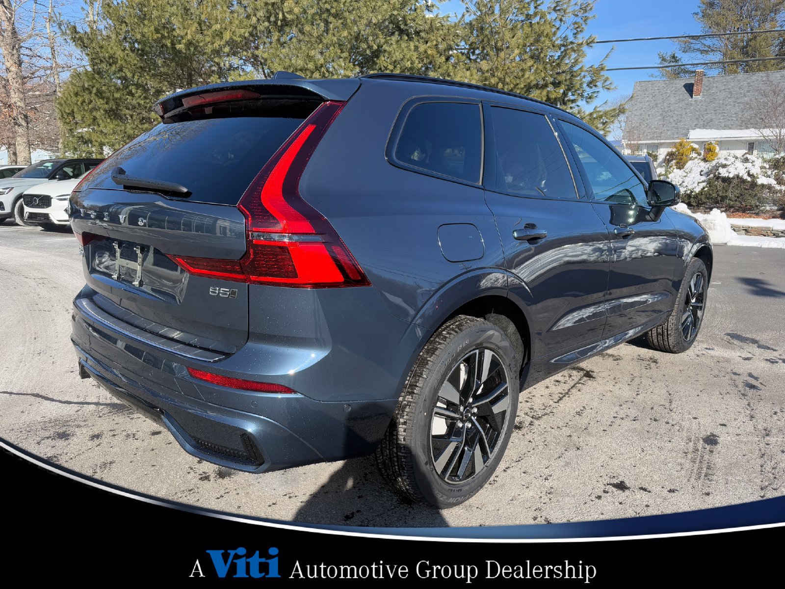 Used 2026 Volvo XC60 B5 Plus w/ Protection Package Premier AWD/4WD image 8