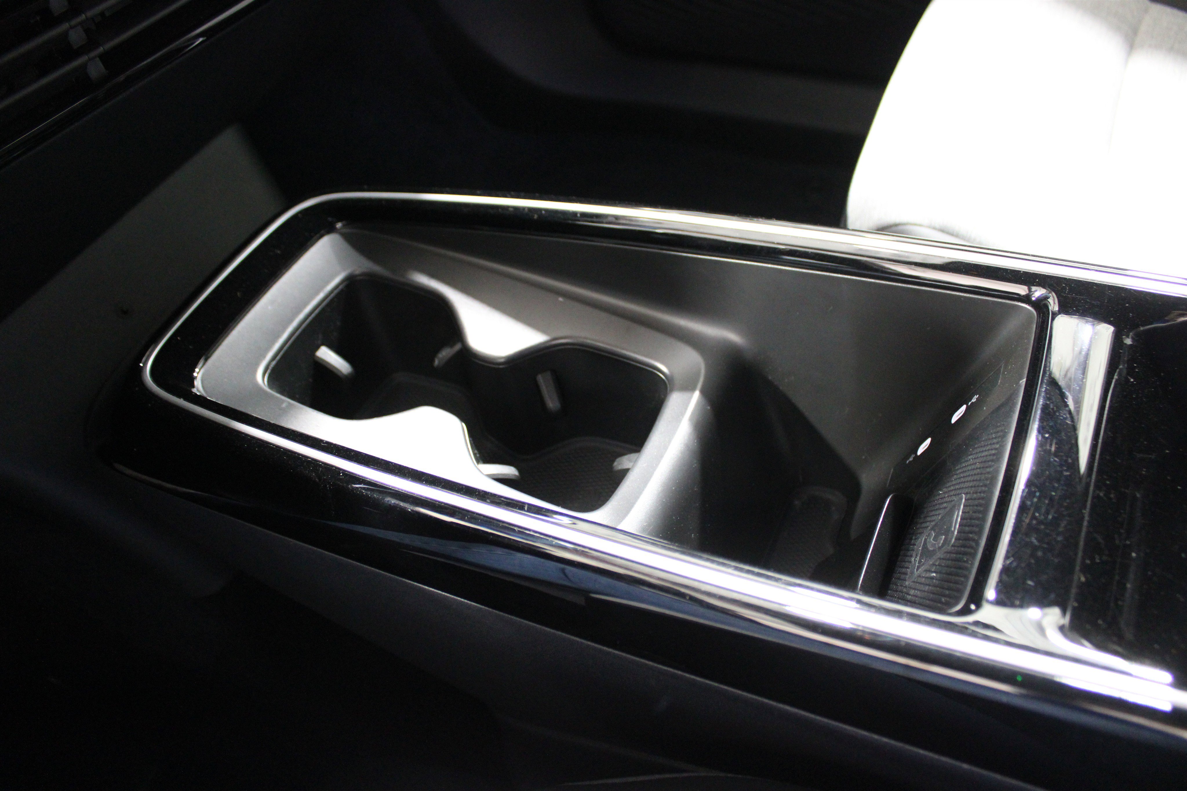 Used 2023 Volkswagen ID.4 Pro RWD image 16