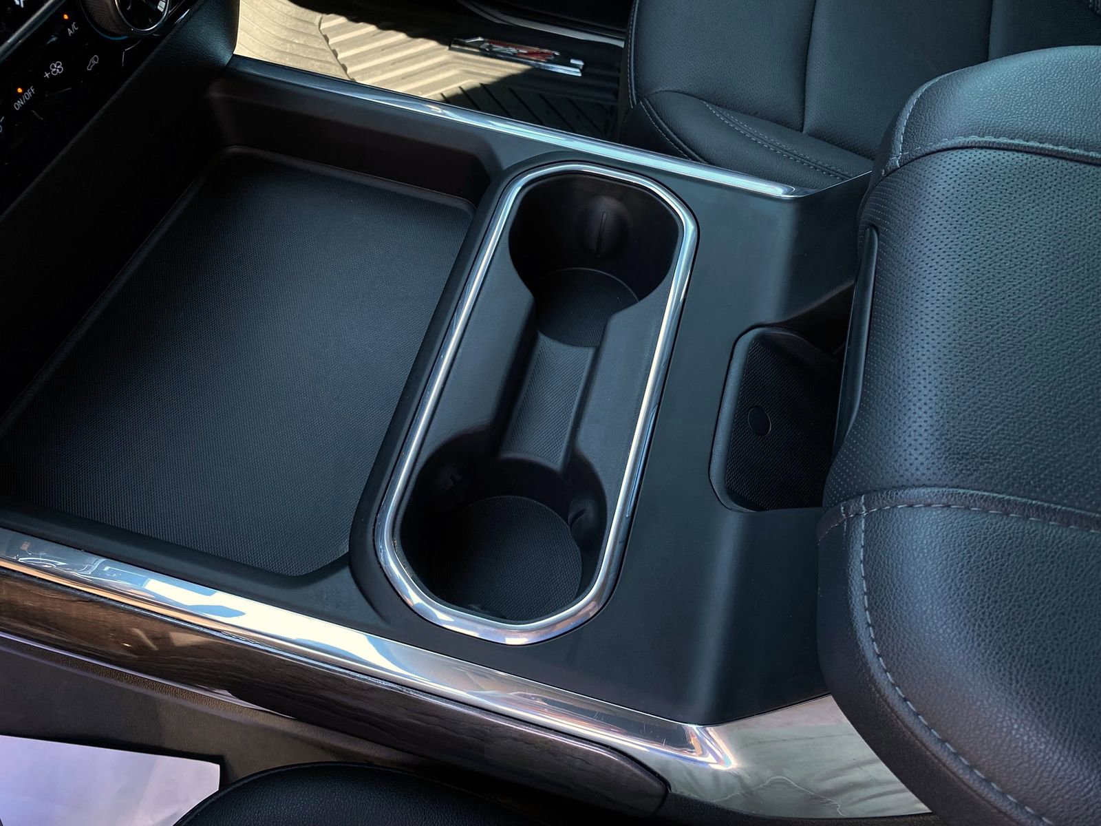 Used 2025 Chevrolet Silverado 2500 LTZ w/ LTZ Plus Package image 19