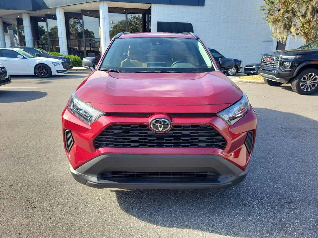 Used 2020 Toyota RAV4 LE FWD image 7