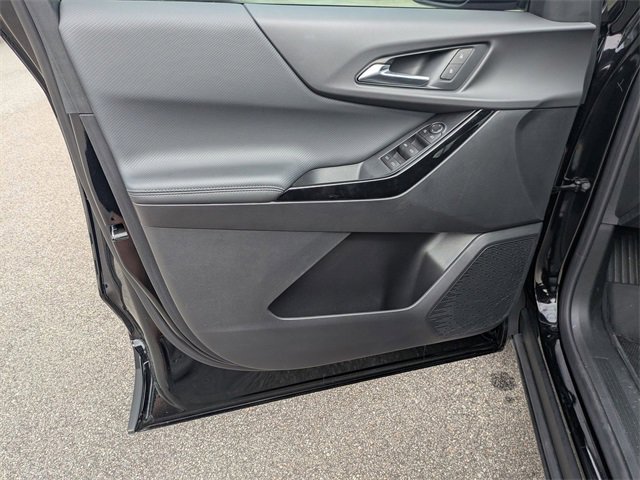 New 2026 Chevrolet Equinox LT w/ Safety and Technology Package image 8