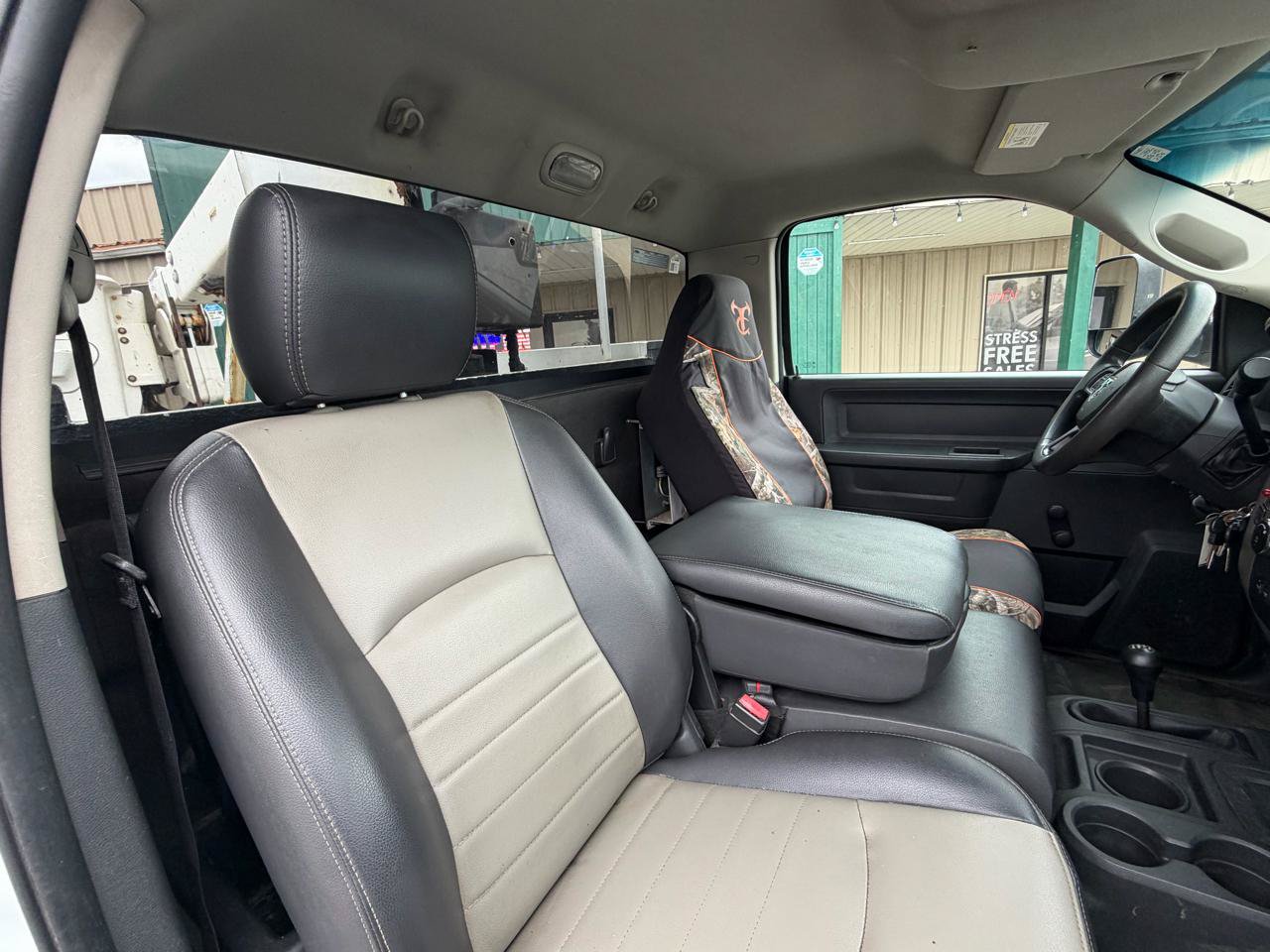 Used 2012 RAM 5500 4x4 Regular Cab w/ ST Decor Group image 18