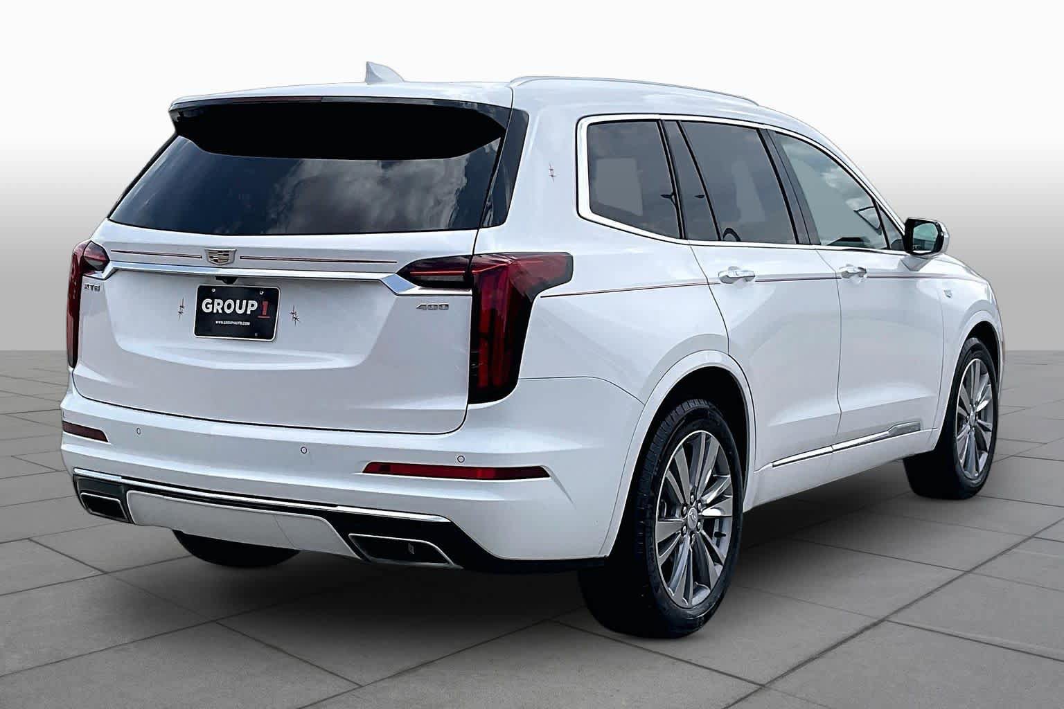 Used 2024 Cadillac XT6 Premium Luxury w/ LPO, Floor Liner Package FWD image 13