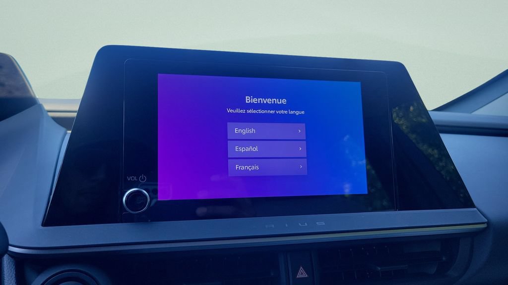 Used 2024 Toyota Prius LE FWD image 14