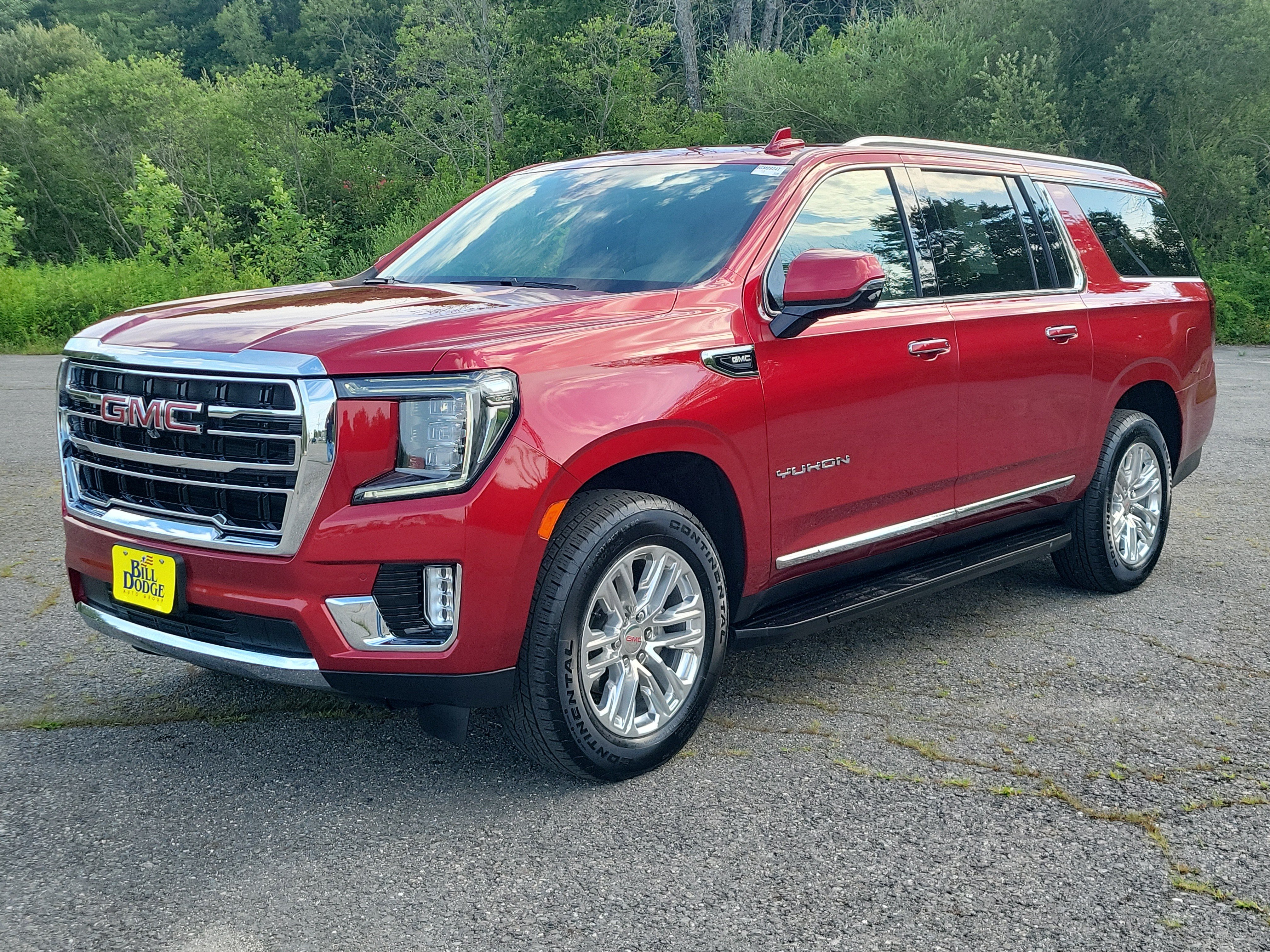 Used 2024 GMC Yukon XL SLT w/ SLT Luxury Package