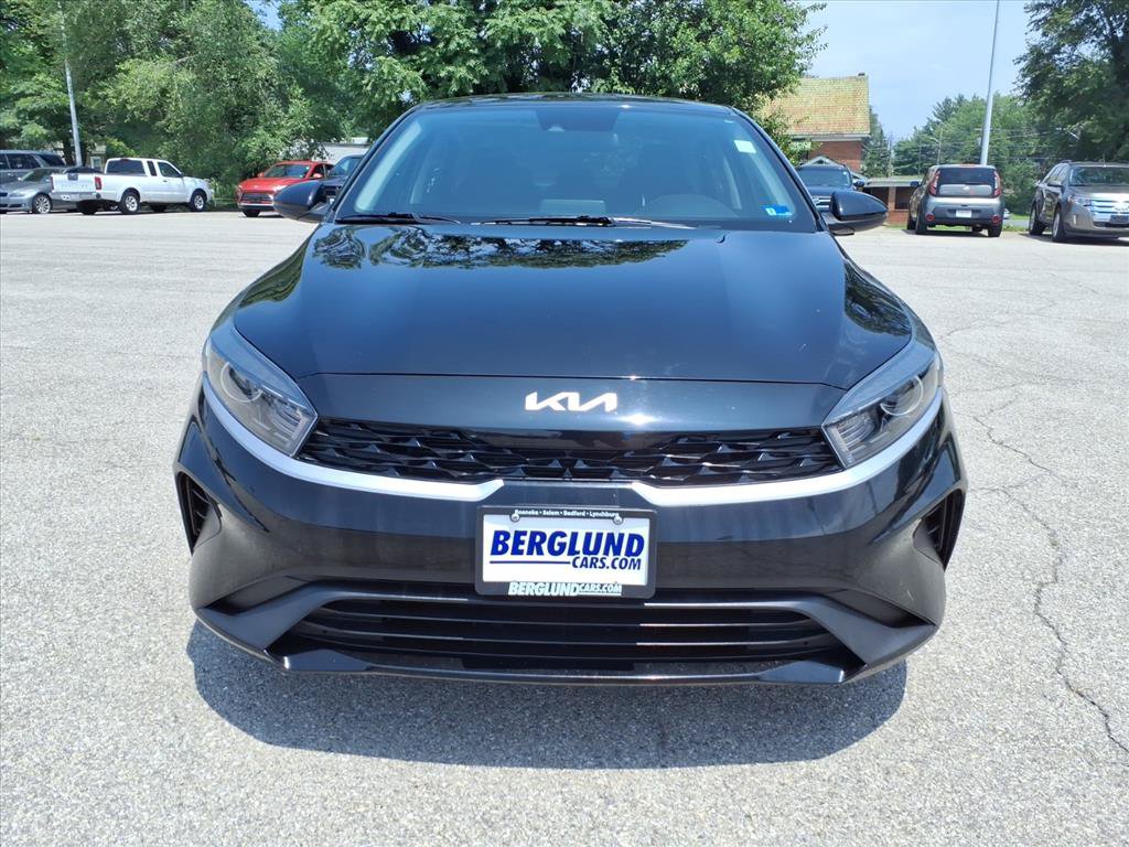 Used 2023 Kia Forte LXS FWD image 9