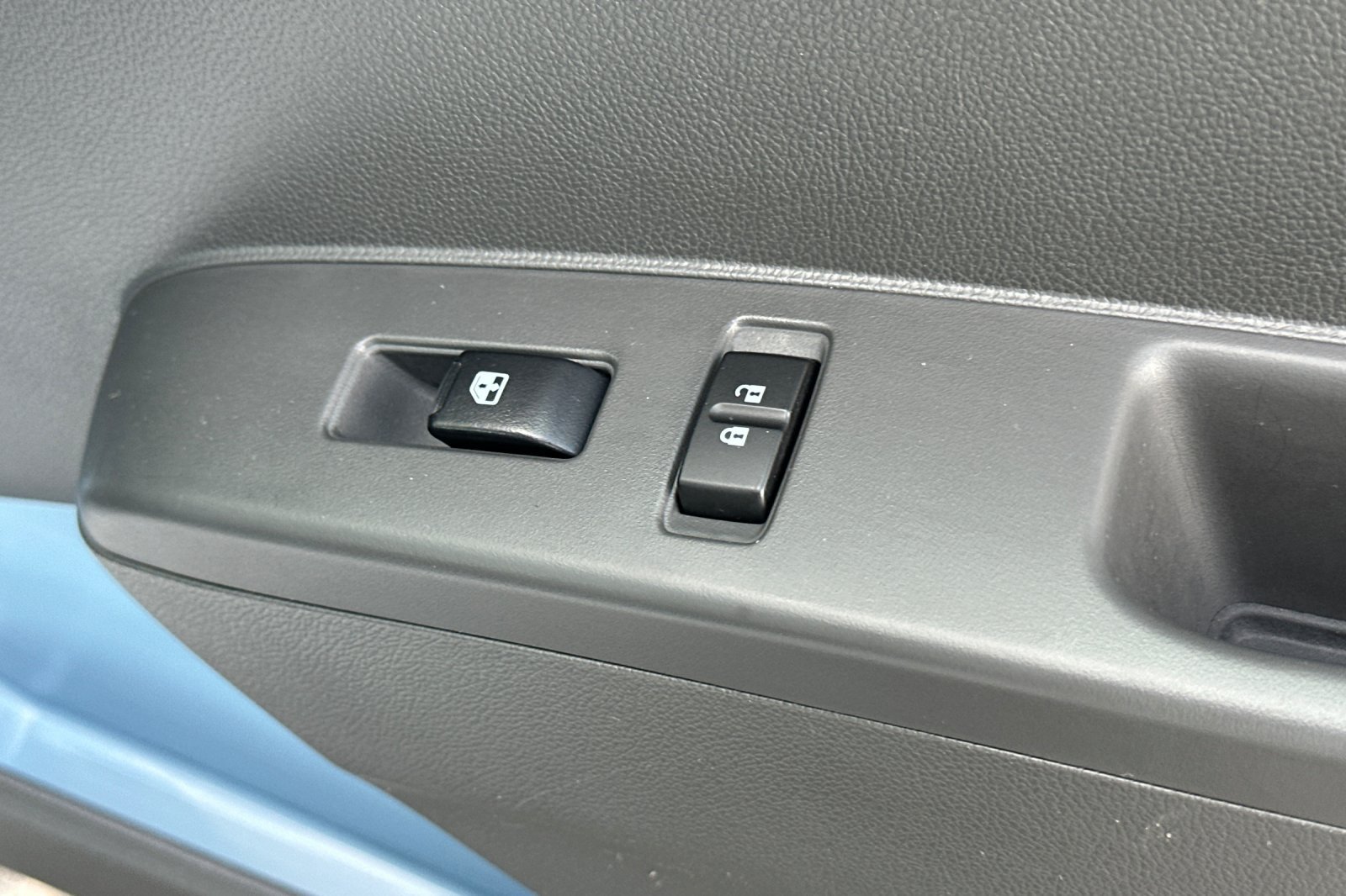 Used 2014 Chevrolet Spark LT FWD image 23