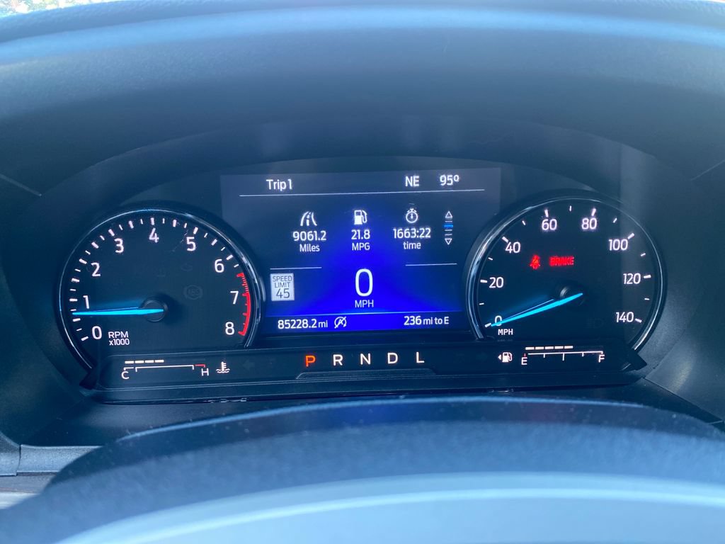 Used 2021 Ford Explorer Limited w/ Equipment Group 301A RWD image 15