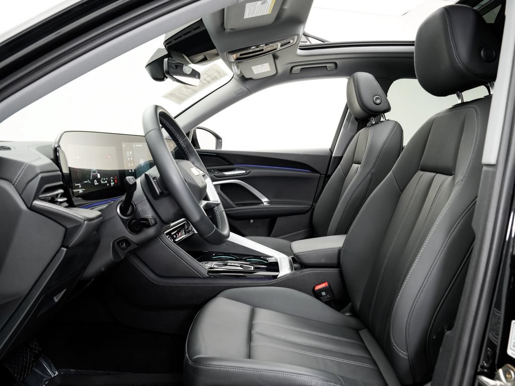 Certified 2025 Audi Q5 Premium w/ Convenience Package AWD/4WD image 6