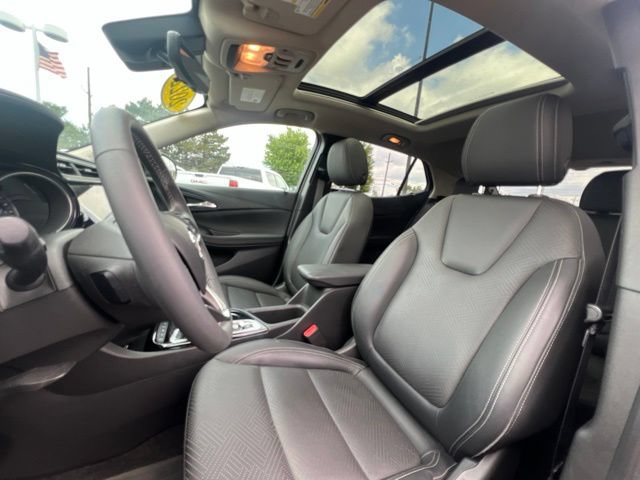 Used 2022 Buick Encore GX Essence w/ Advanced Technology Package AWD/4WD image 22