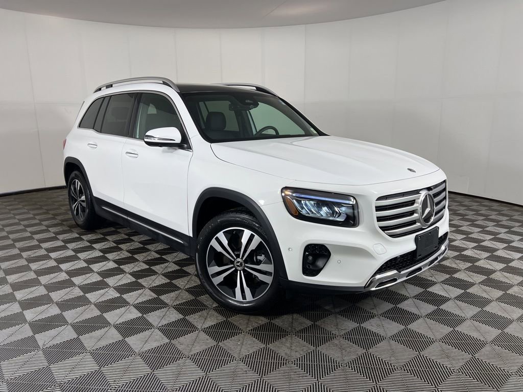 Certified 2026 Mercedes-Benz GLB 250 4MATIC image 47