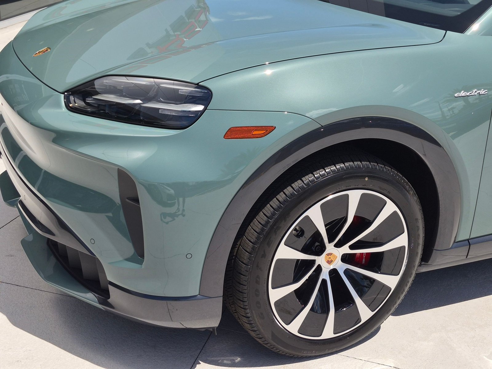 New 2026 Porsche Cayenne S AWD/4WD image 11