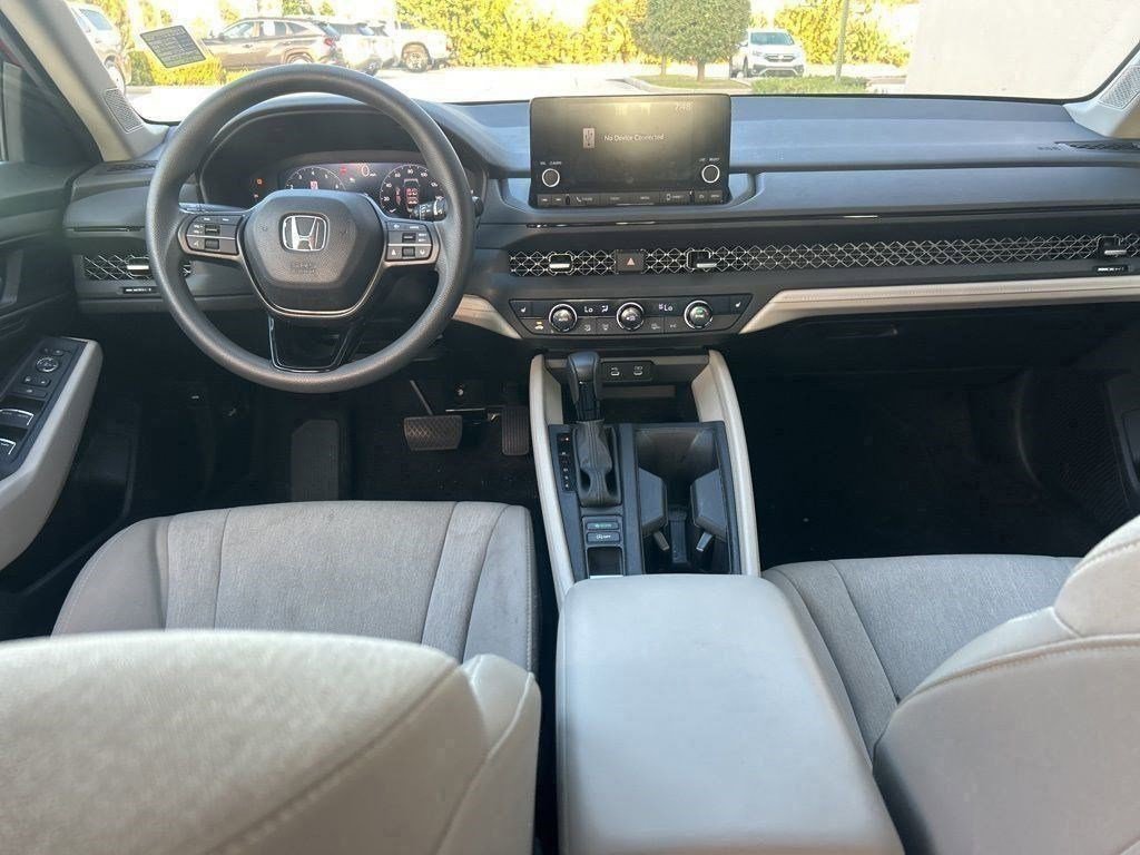 Used 2024 Honda Accord EX image 10