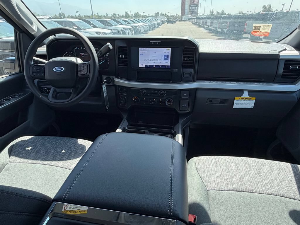 New 2026 Ford F250 XLT w/ FX4 Off-Road Package AWD/4WD image 12