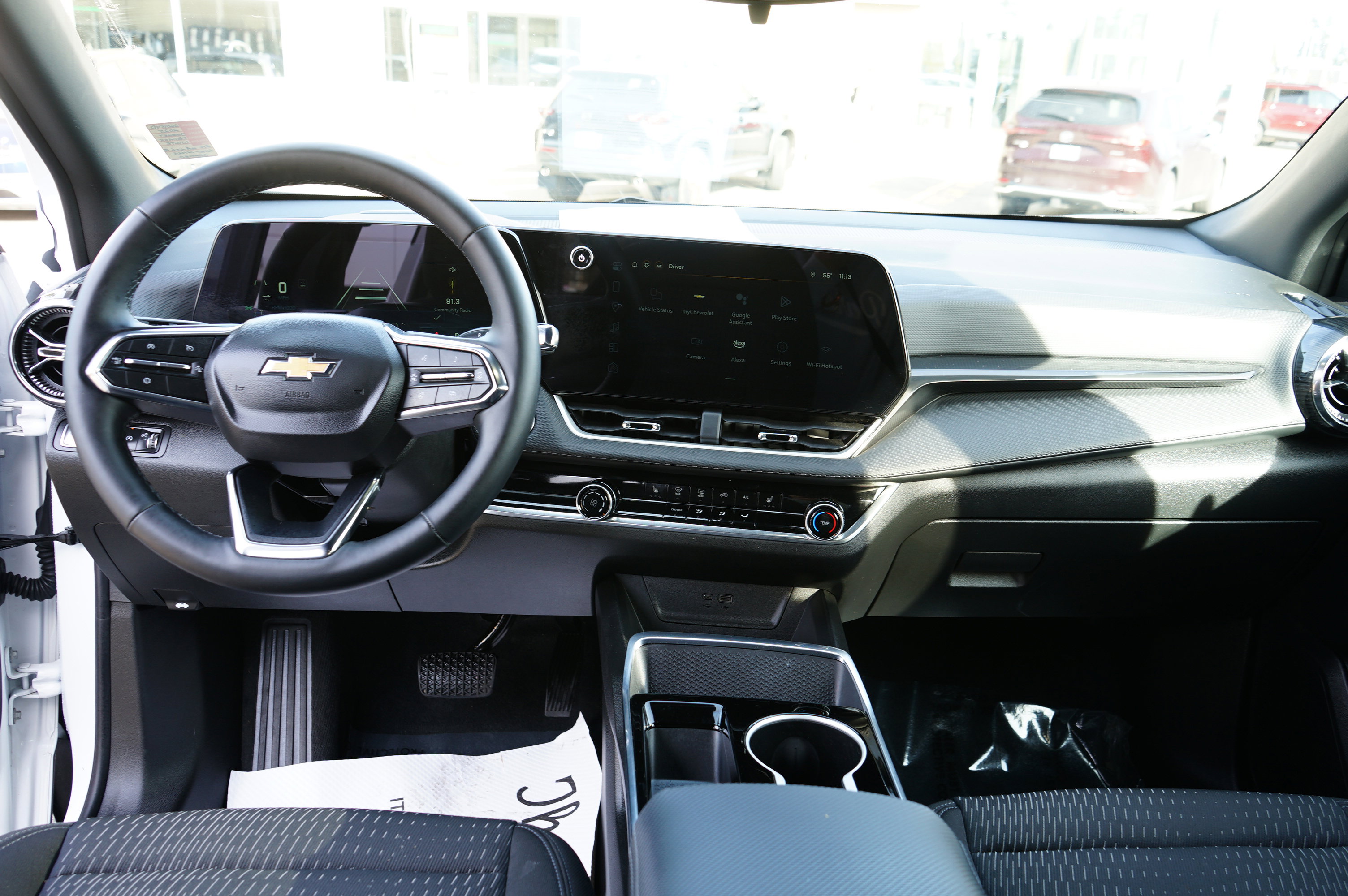 Used 2025 Chevrolet Equinox LT image 19