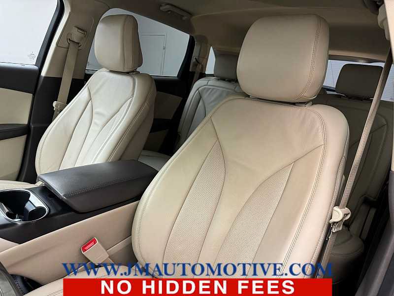 Used 2020 Lincoln Nautilus Premier w/ Equipment Group 101A AWD/4WD image 13