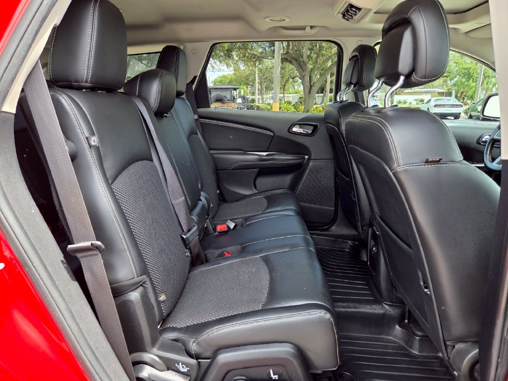 Used 2020 Dodge Journey Crossroad FWD image 20
