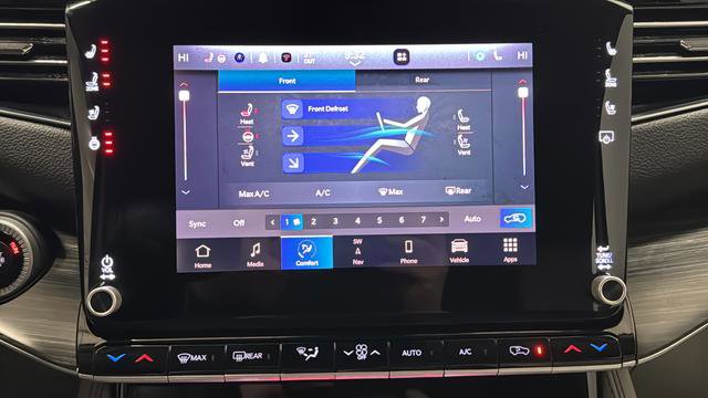 Used 2023 Jeep Wagoneer L Series III w/ Premium Group I image 18