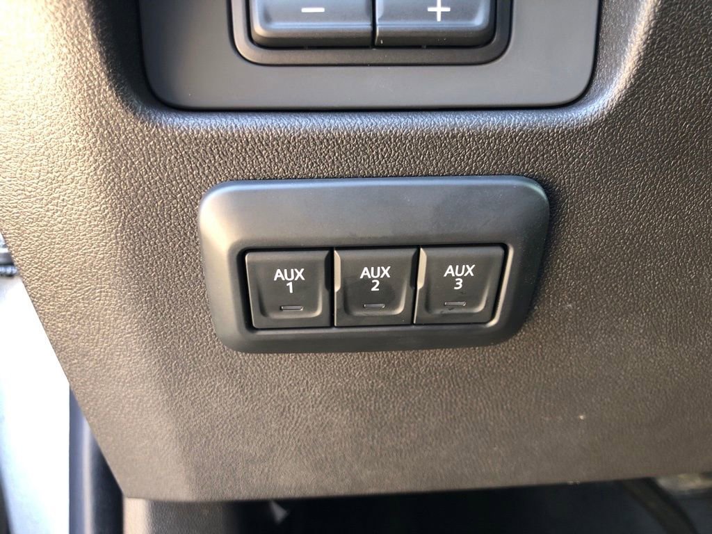 New 2025 Chevrolet Colorado Trail Boss w/ Midnight Edition AWD/4WD image 16