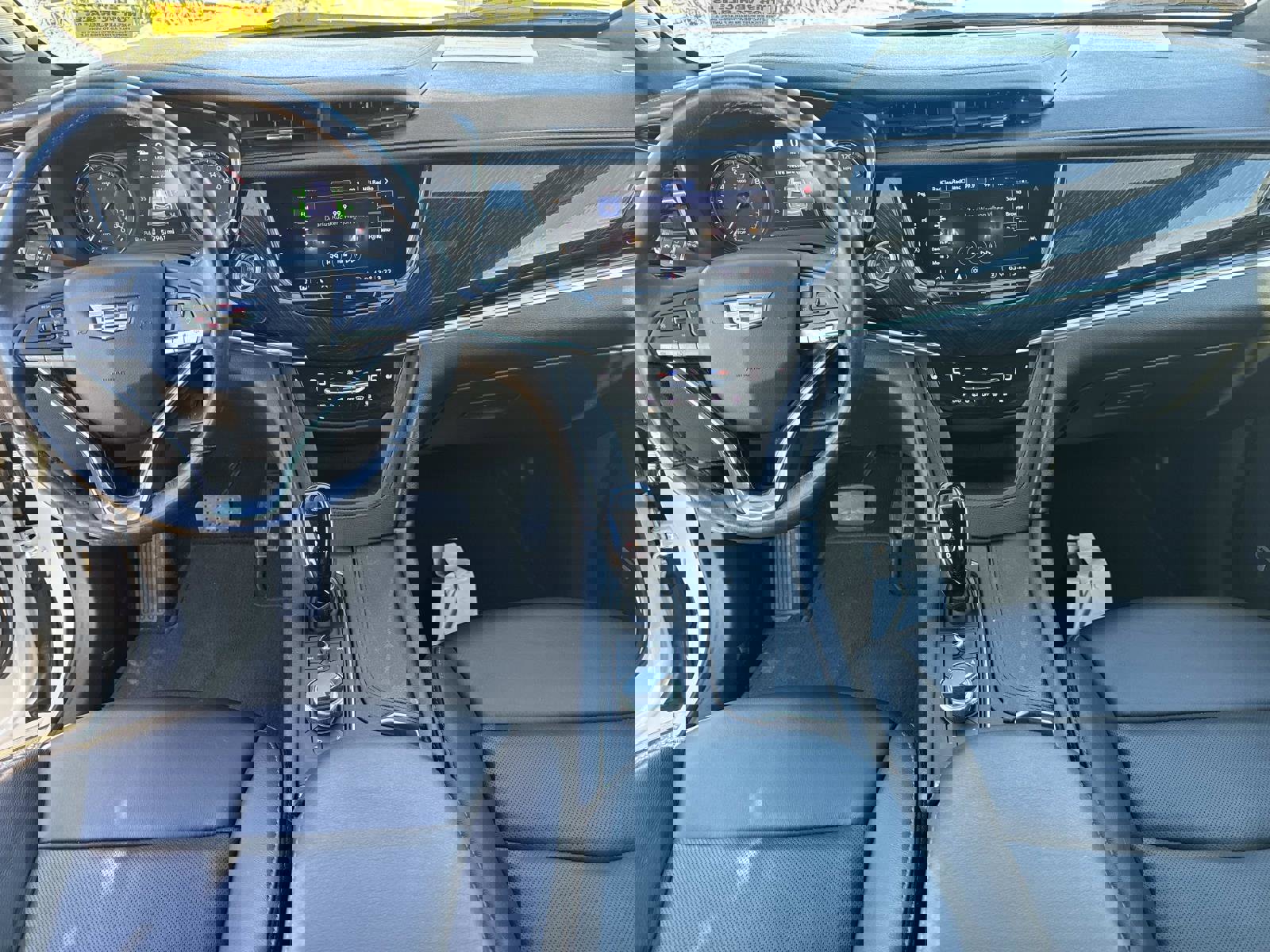 Used 2021 Cadillac XT6 Premium Luxury image 17