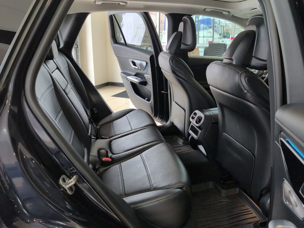 Used 2023 Mercedes-Benz GLC 300 4MATIC image 49