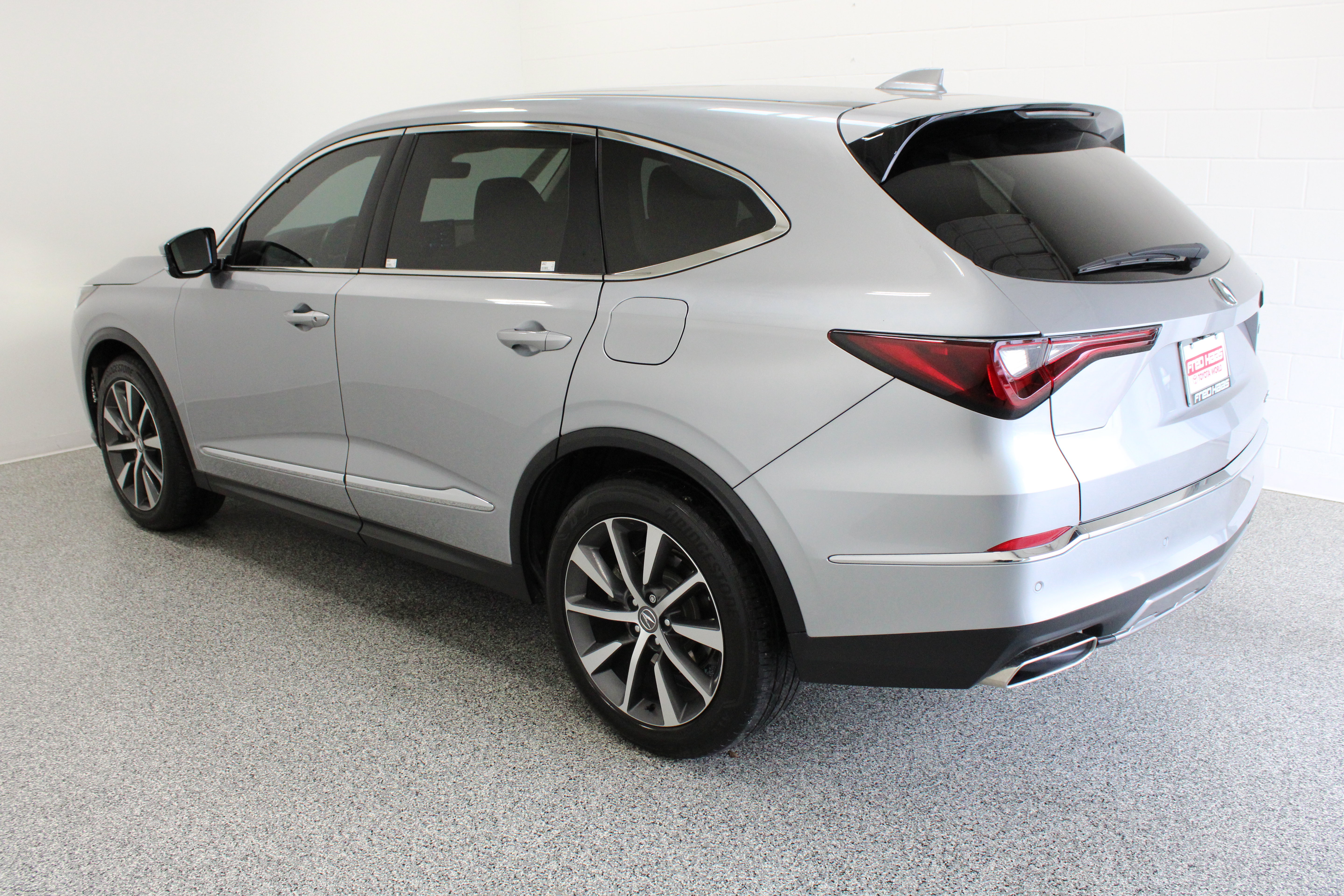Used 2025 Acura MDX w/ Technology Package AWD/4WD image 9
